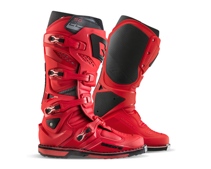 GAERNE SG22 RED BOOTS