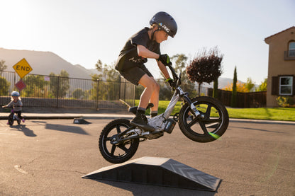 STACYC 16" BLACK ELECTRIC BALANCE BIKE