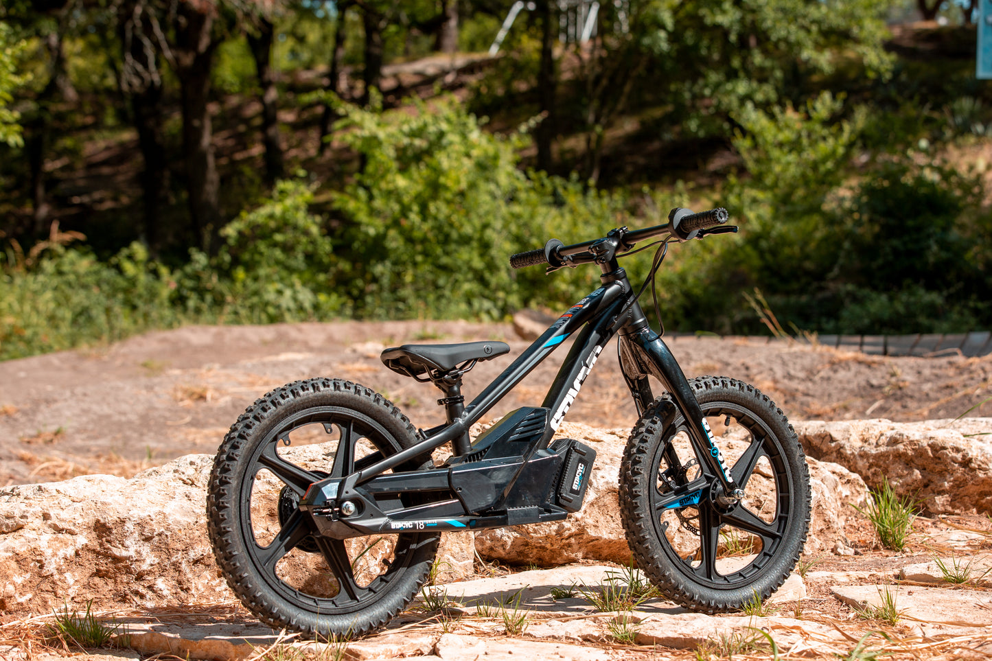 STACYC 18" BLACK ELECTRIC BALANCE BIKE