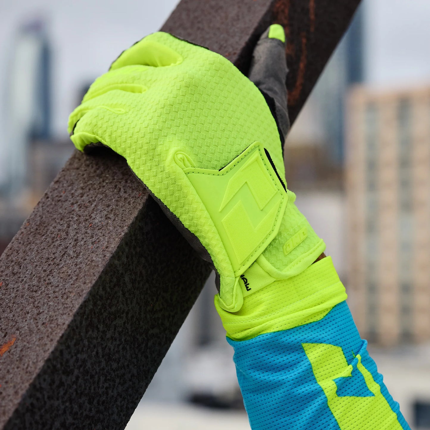 ONE INDUSTRIES G-197 VIVID NEON GLOVES