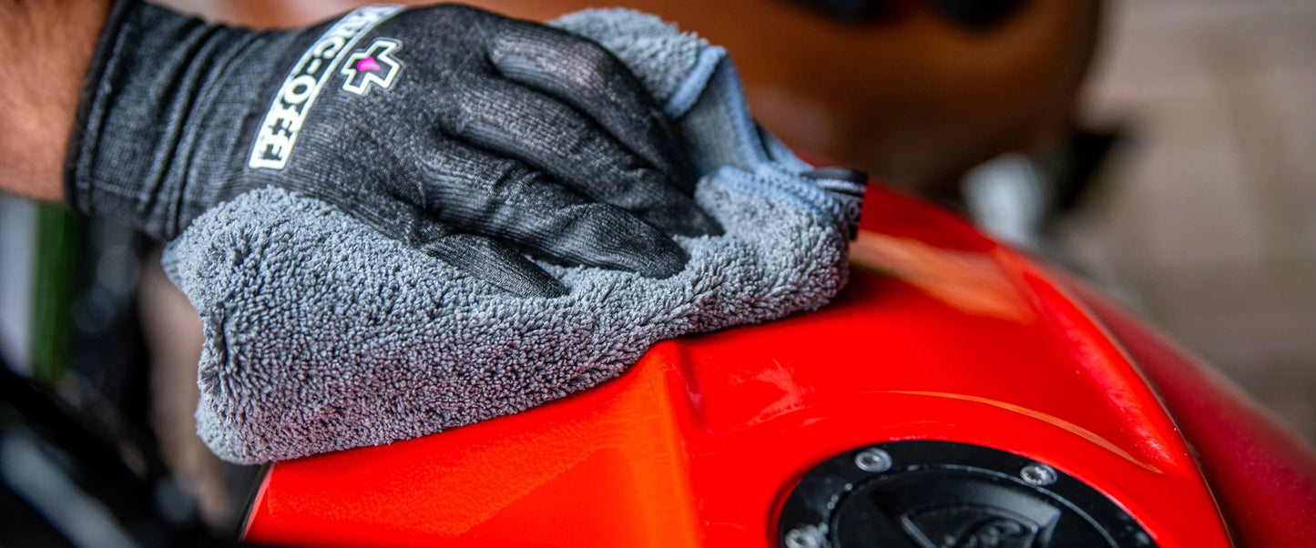 MUC-OFF PREMIUM MICROFIBRE POLISHING CLOTH