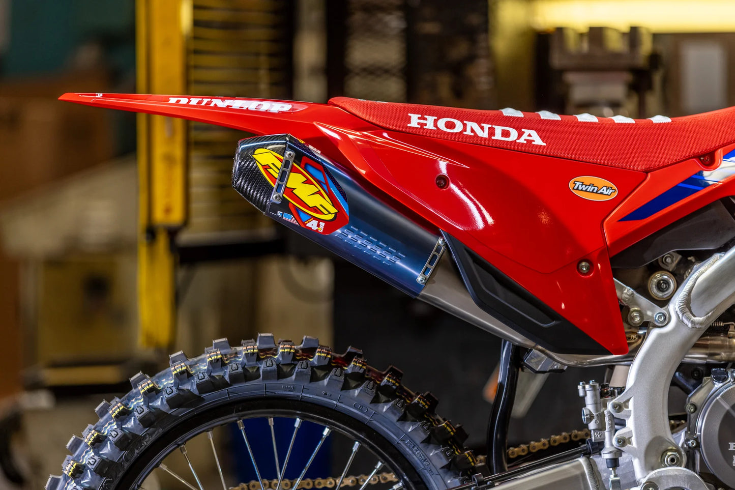 FMF HONDA CRF450R/CRF450RX 21-25 FACTORY 4.1 RCT TITANIUM ANODISED SLIP-ON WITH CARBON END CAP