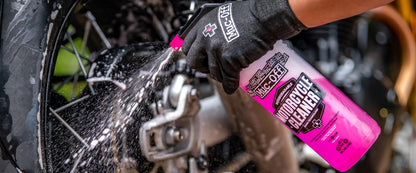 MUC-OFF ESSENTIALS CARE KIT