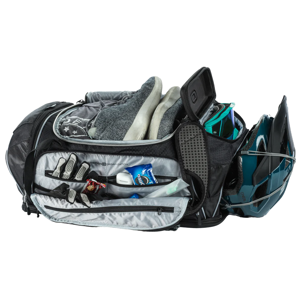 OGIO GRAVITY DUFFLE BAG