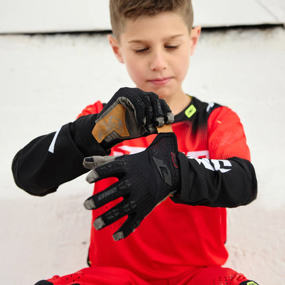 ONE INDUSTRIES X-197 CORE BLACK YOUTH GLOVES