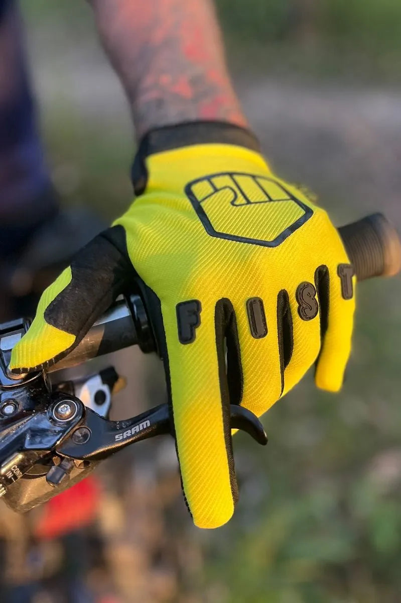 FIST BLACK N YELLOW GLOVES